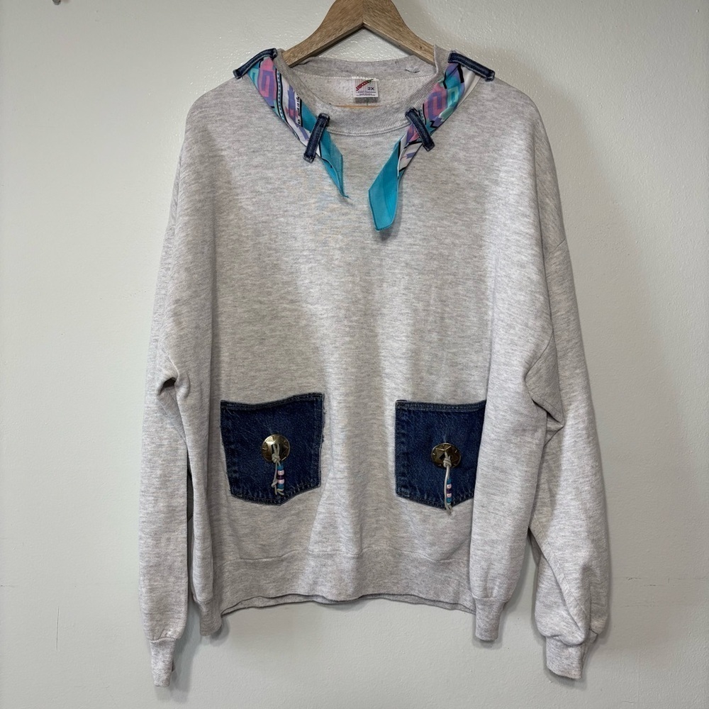 Vintage 1980s Western Upcycled Jerzees Light Grey Crew Neck Sweater Size 2X